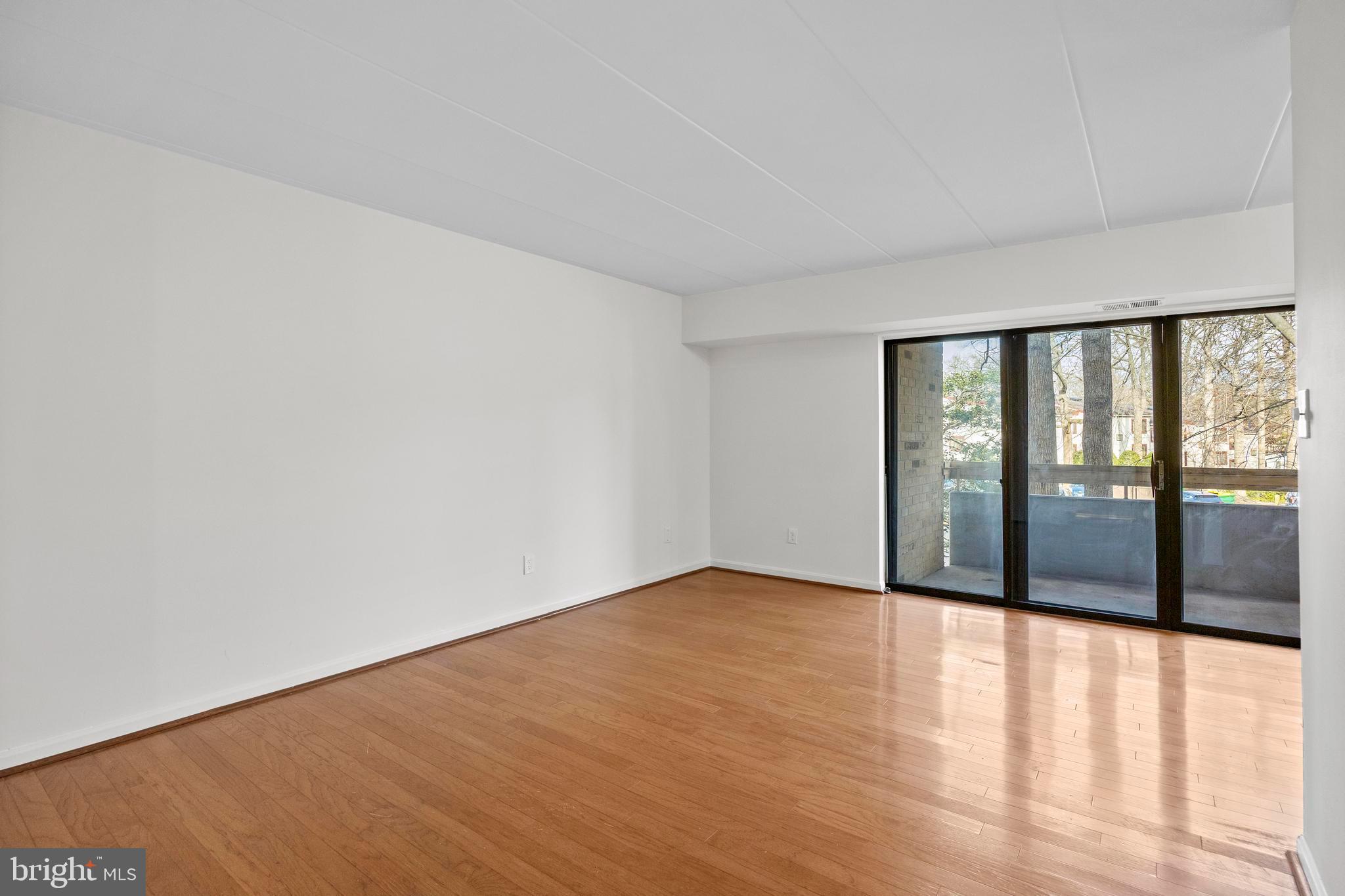 GLENVALE CONDO - Residential