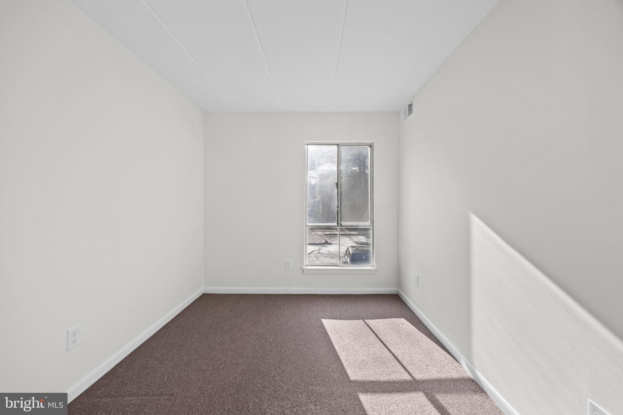 GLENVALE CONDO - Residential