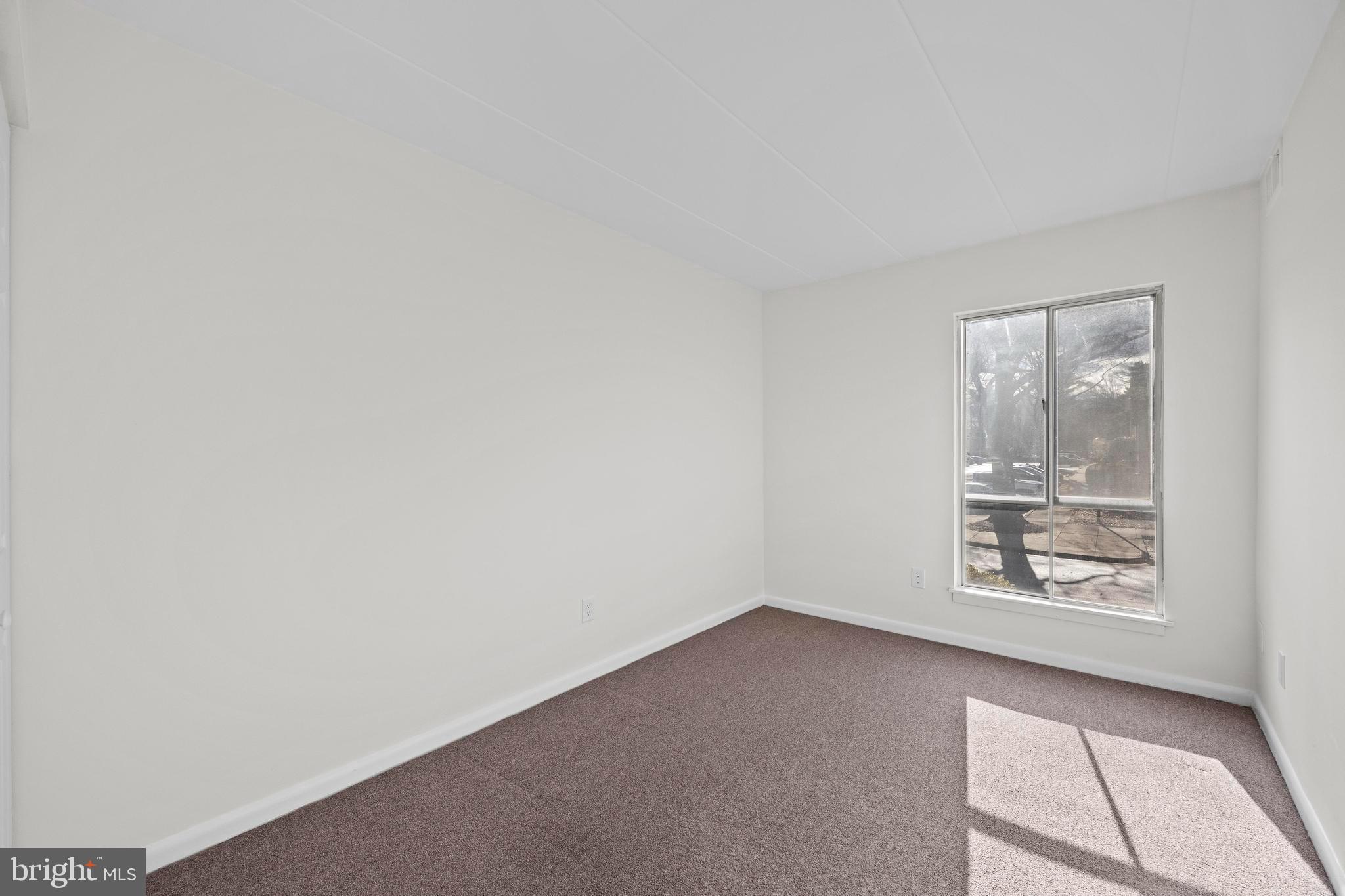 GLENVALE CONDO - Residential