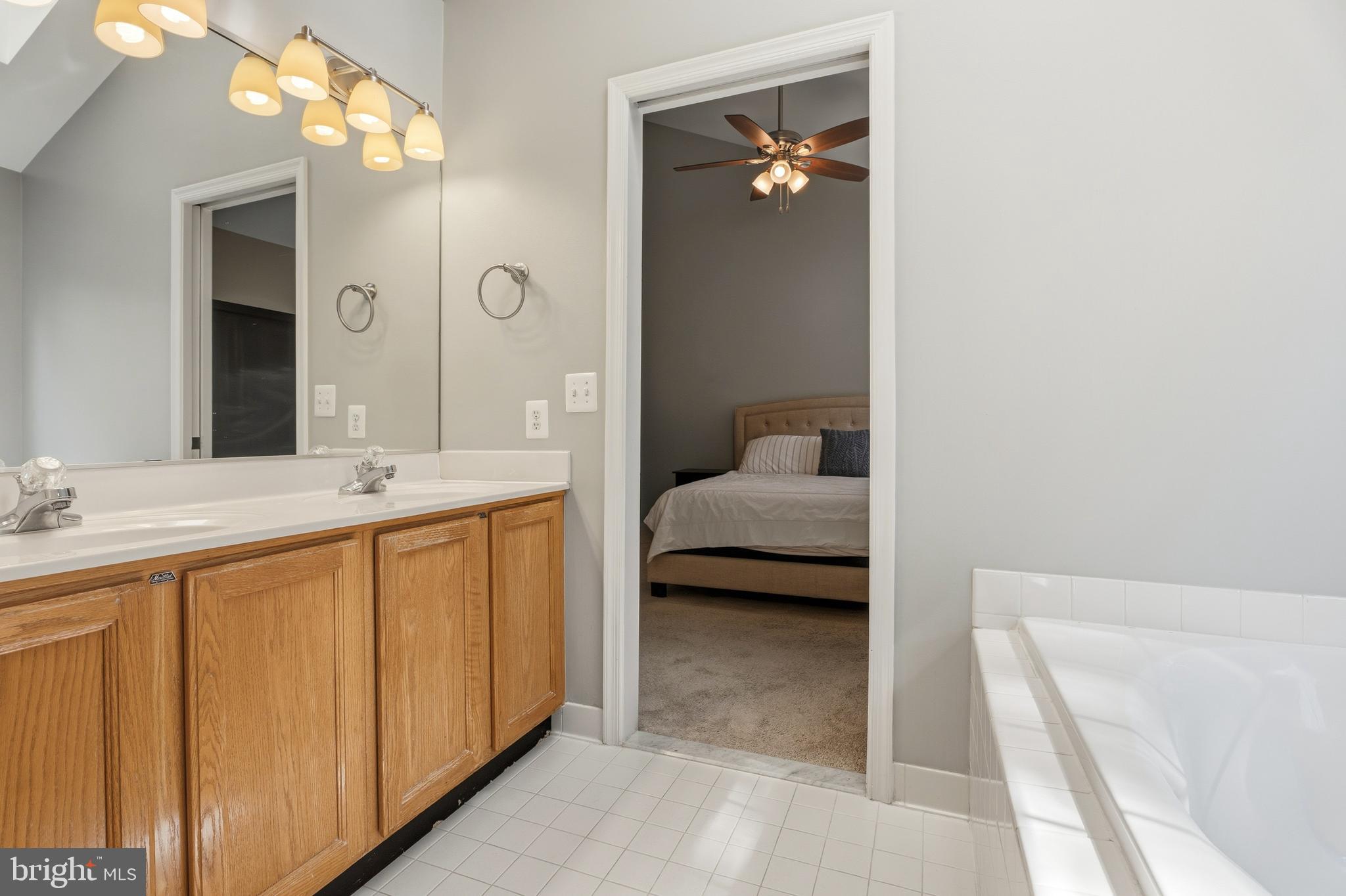 CHAPEL GATE - Residential