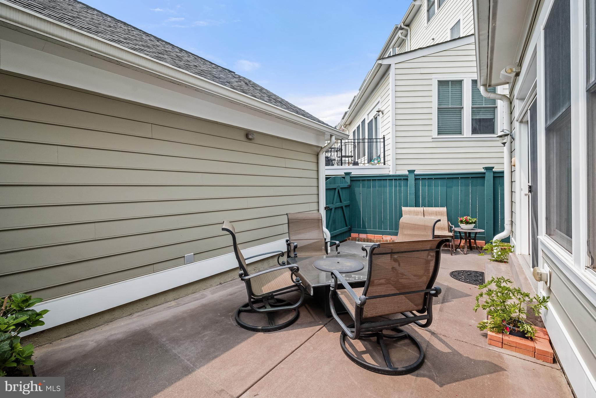 MAPLE LAWN - Residential