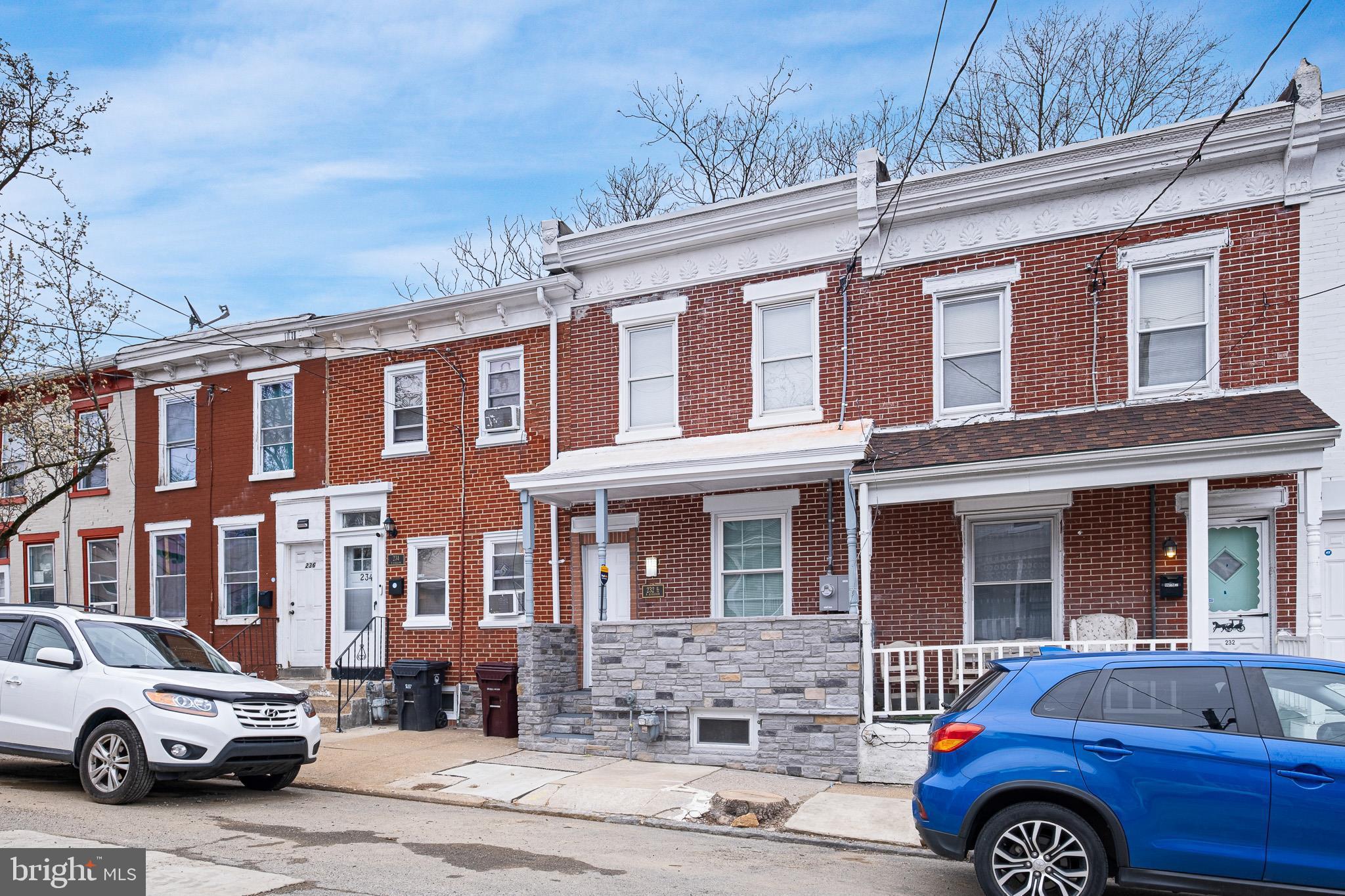 232 N HARRISON STREET 1/2