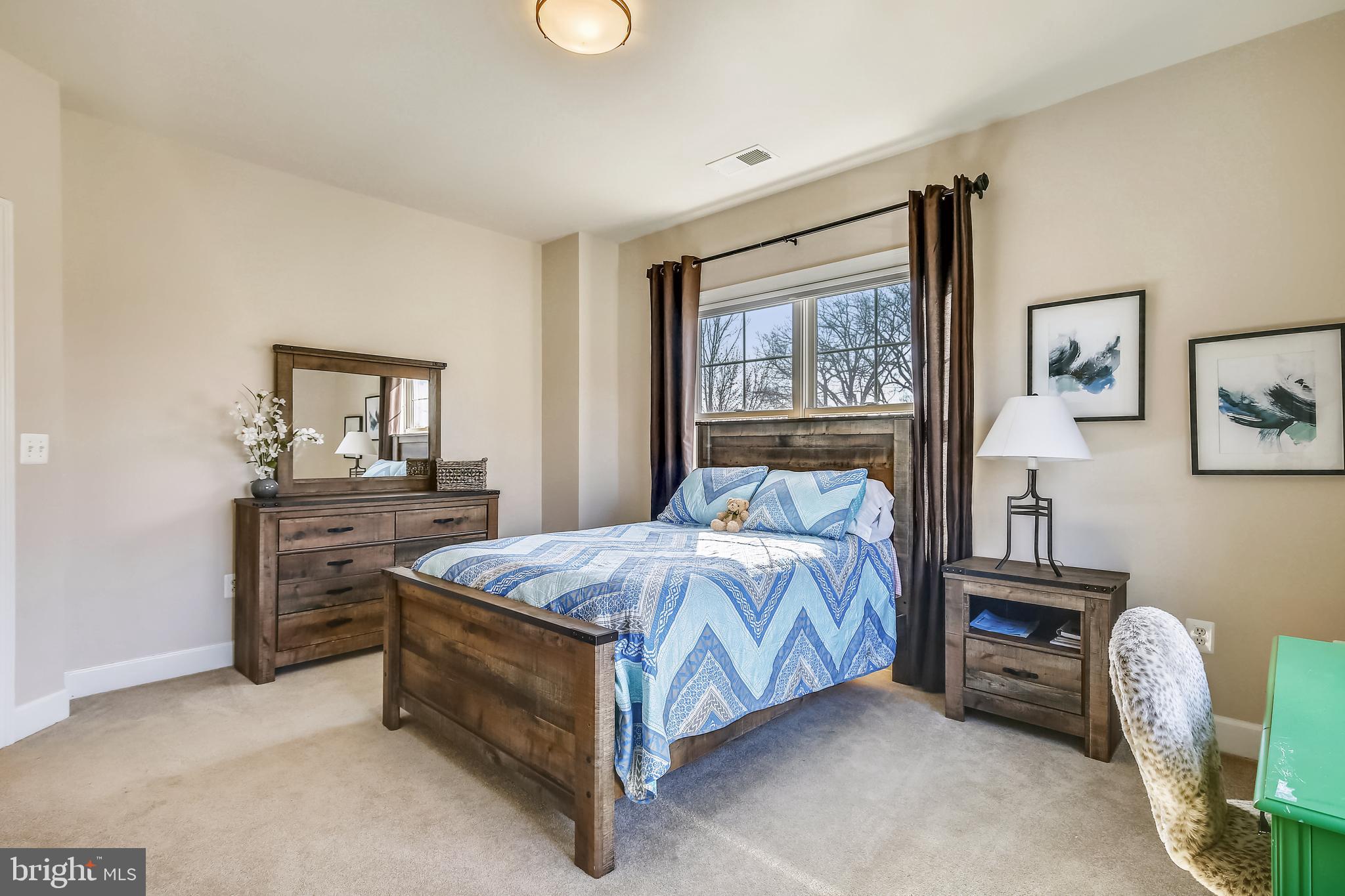 LACEY FOREST - Residential