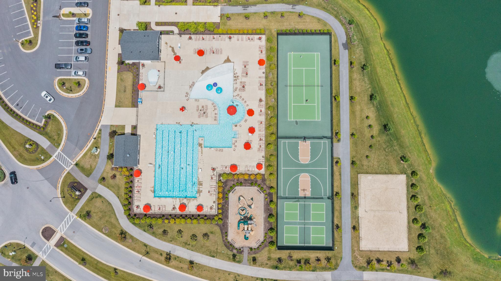 TWO RIVERS - Residential