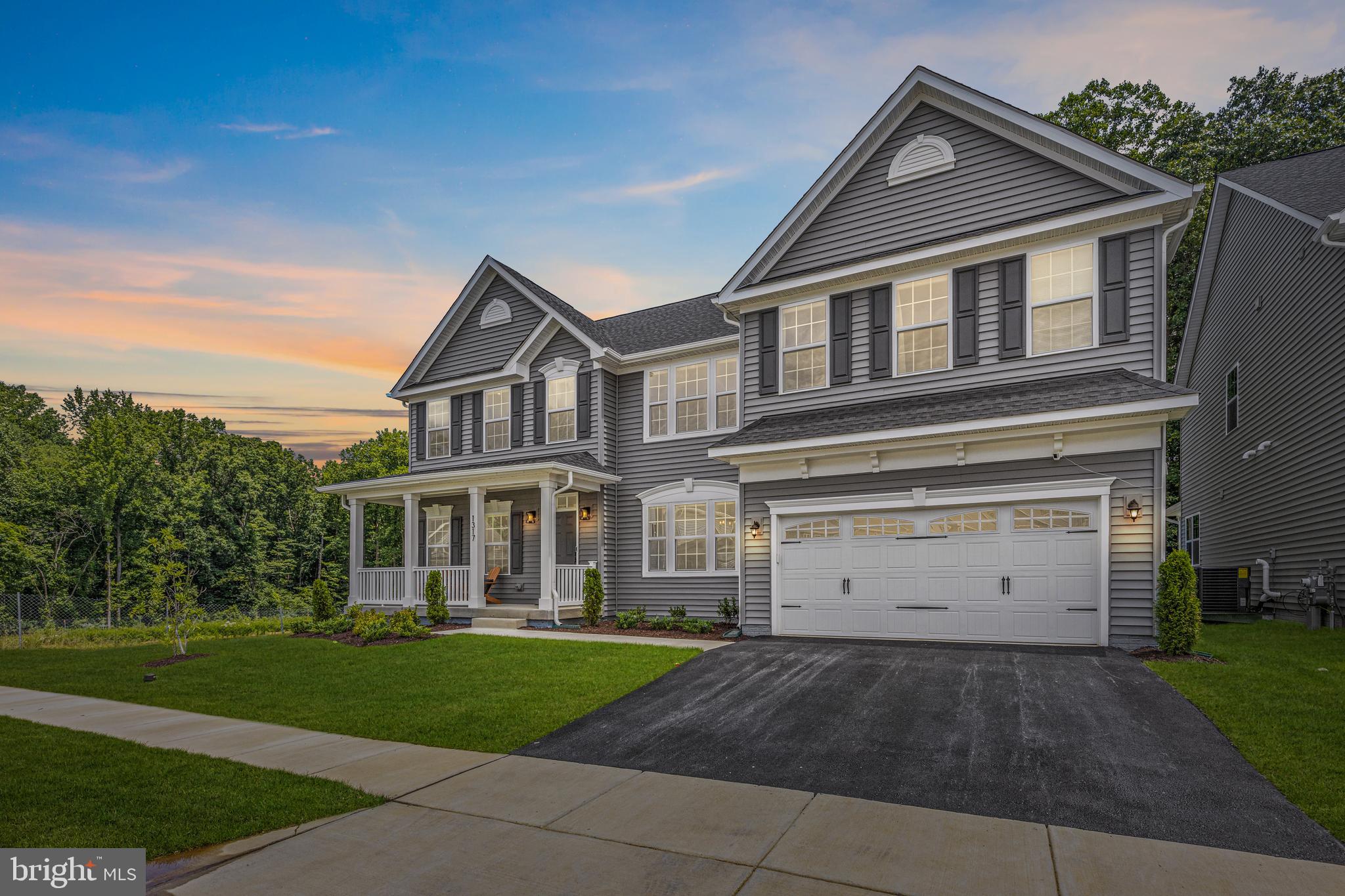 TWO RIVERS - Residential