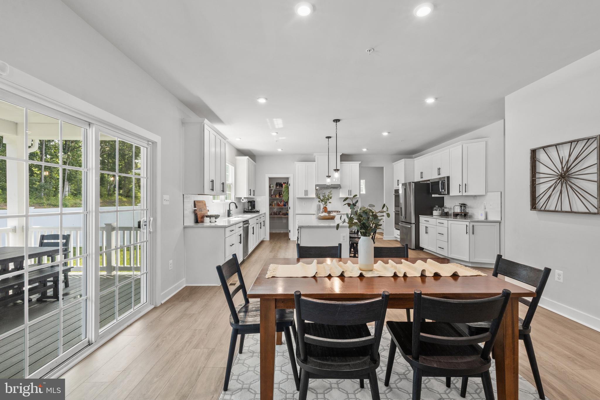 TWO RIVERS - Residential