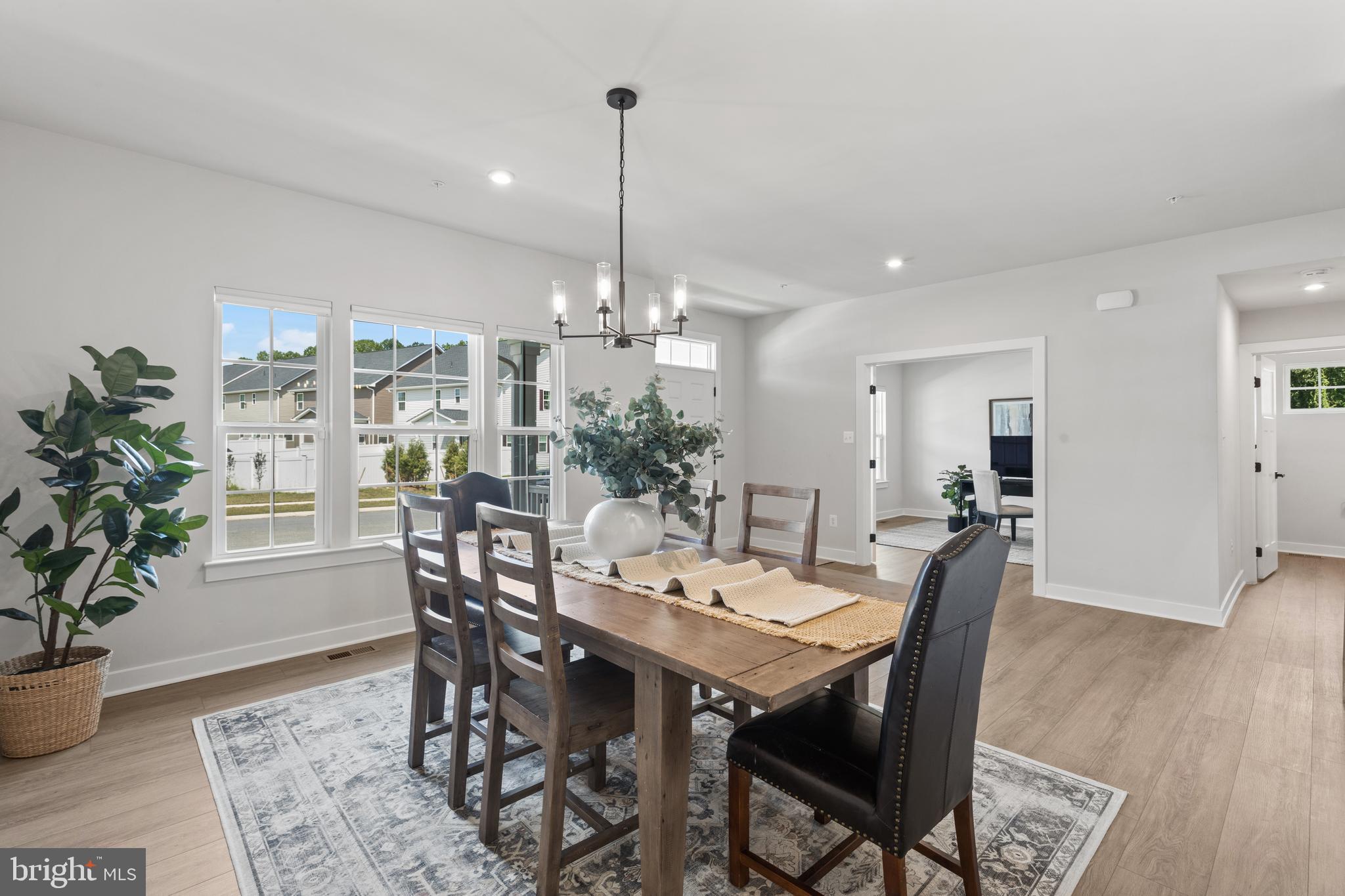 TWO RIVERS - Residential