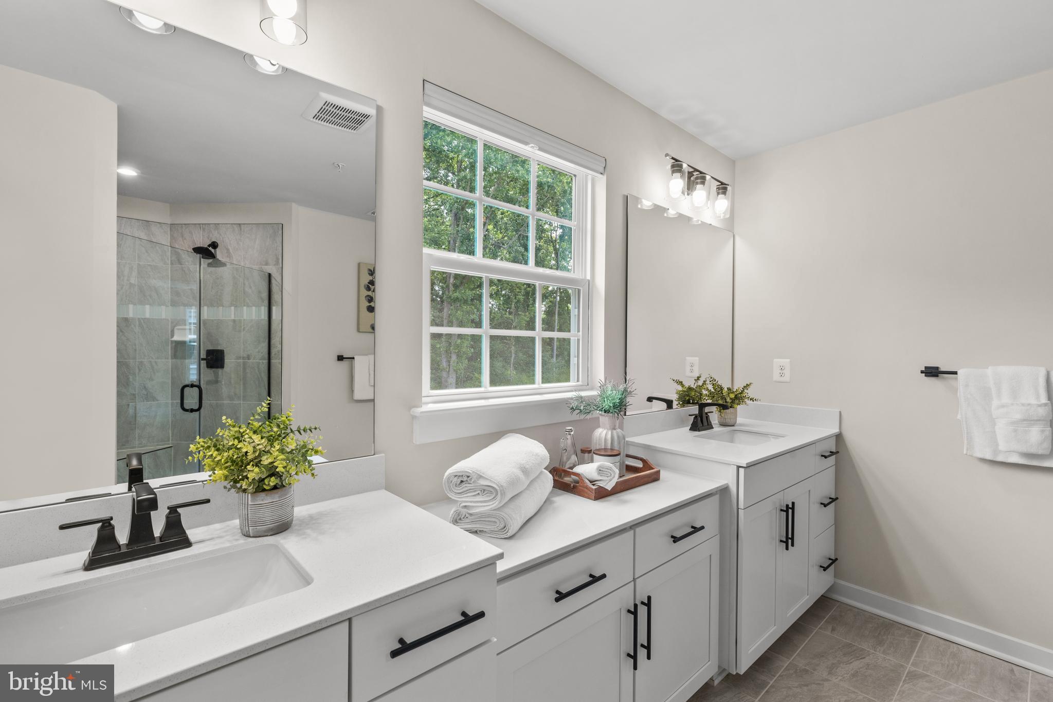 TWO RIVERS - Residential