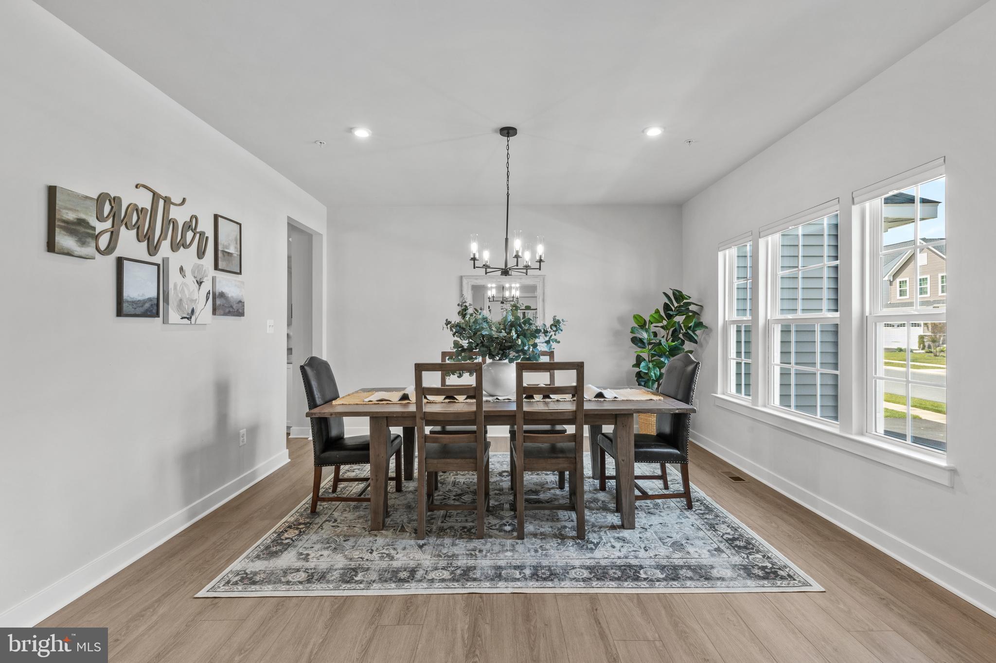 TWO RIVERS - Residential