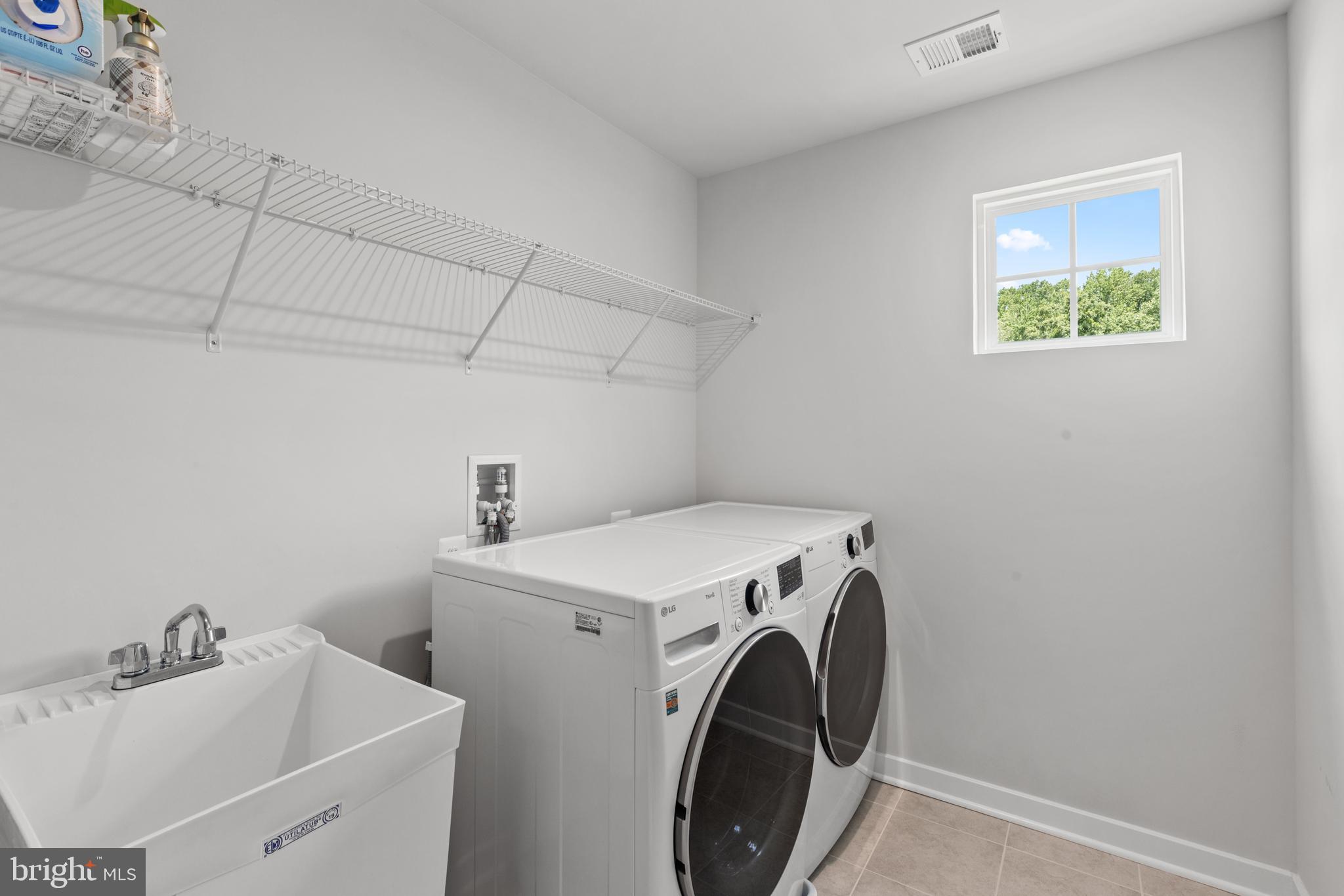 TWO RIVERS - Residential