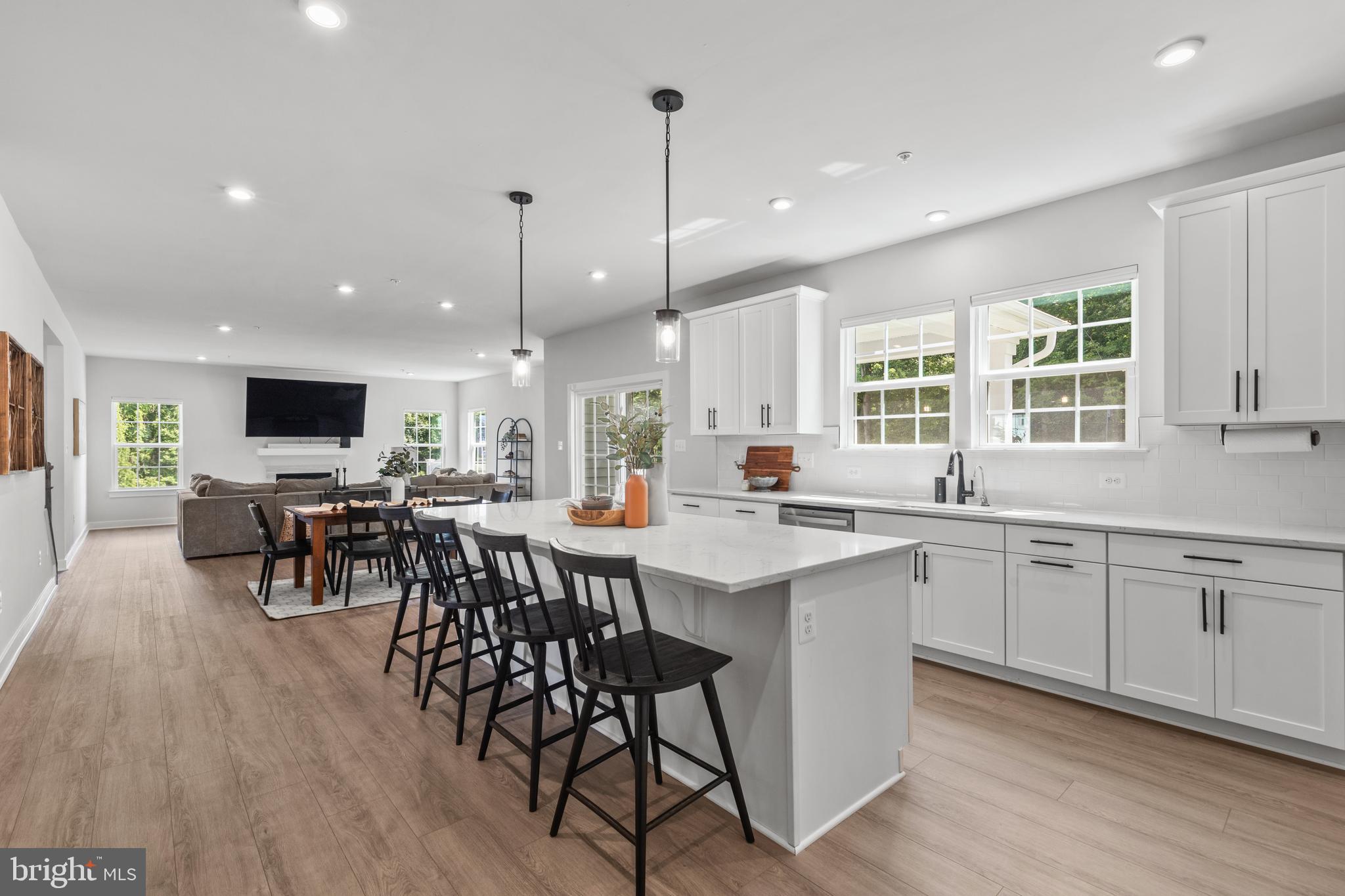 TWO RIVERS - Residential