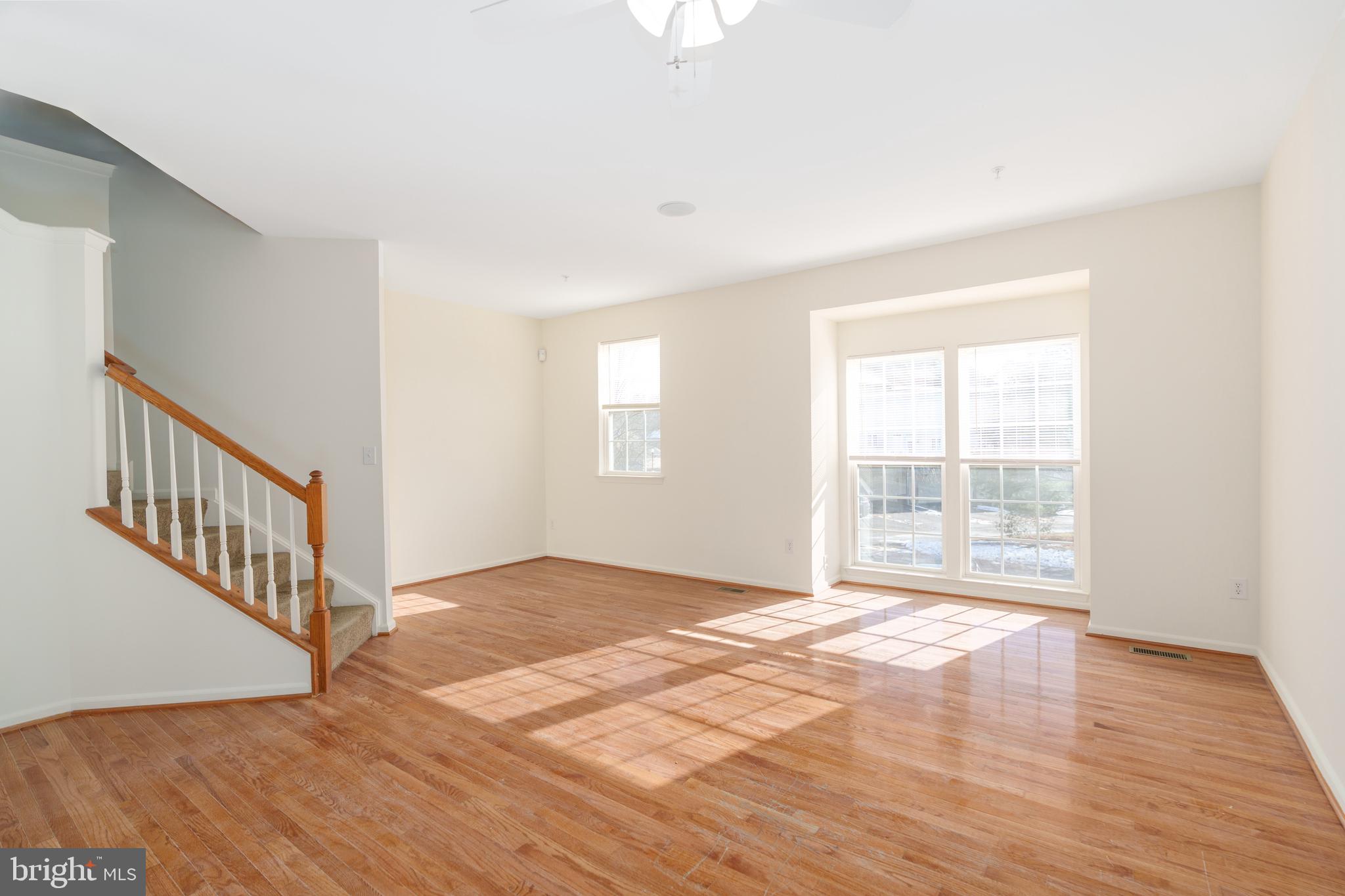 THE COURTS OF MALLORY - Residential