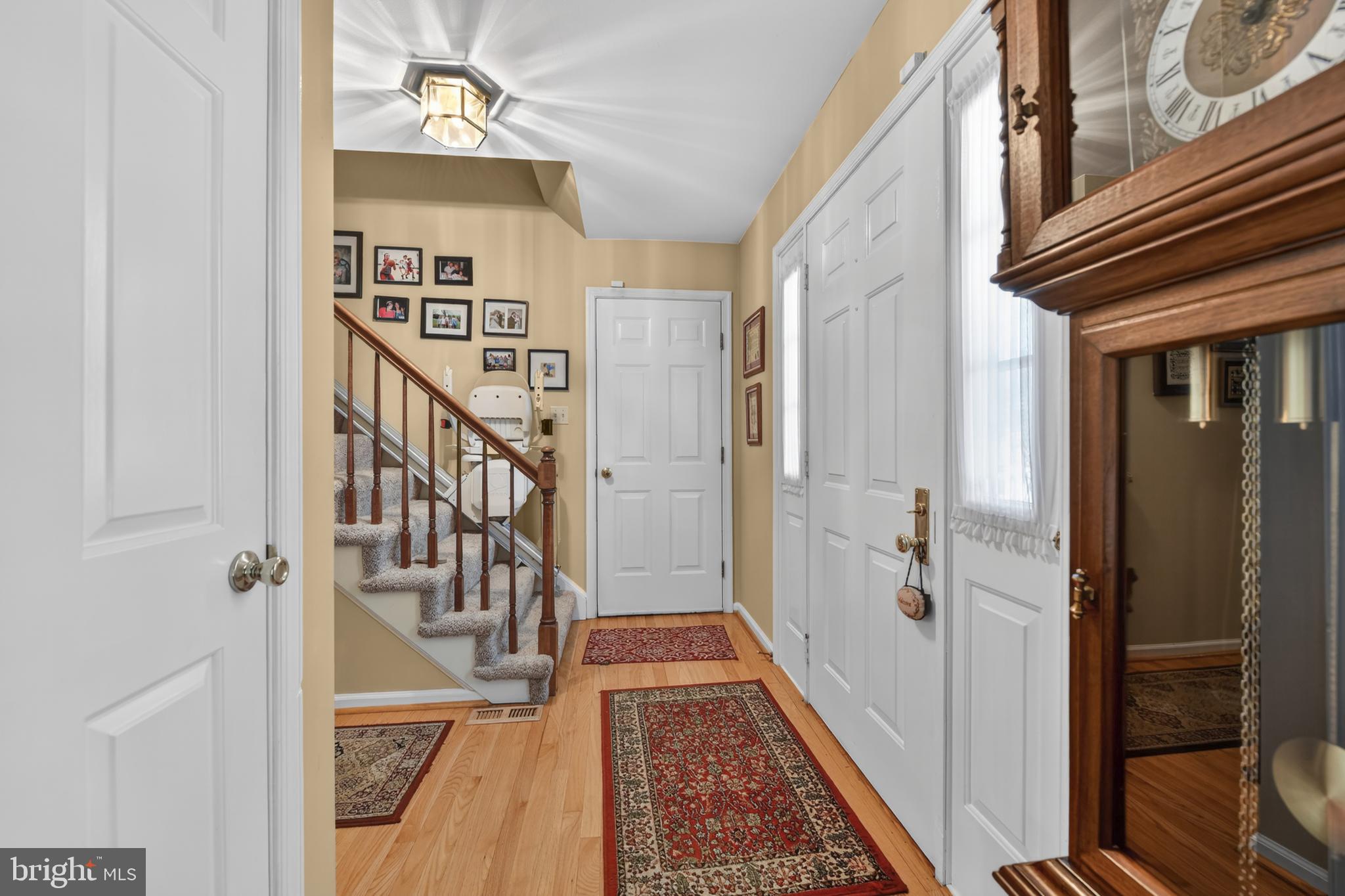 COLONY PARK - Residential