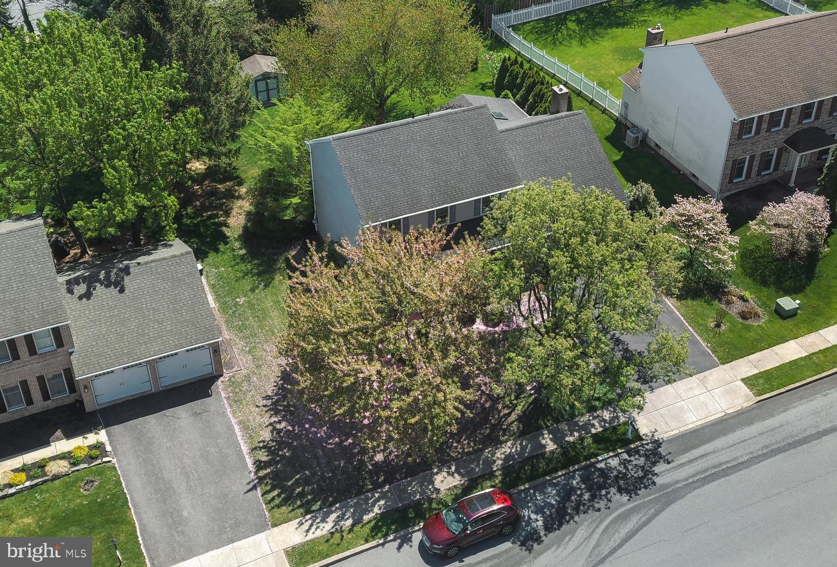 COLONY PARK - Residential