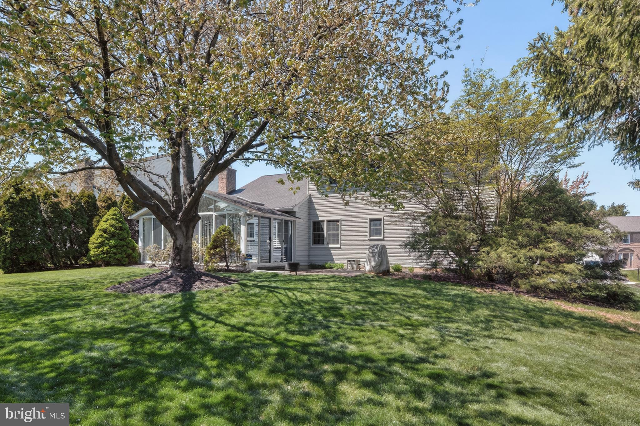 COLONY PARK - Residential