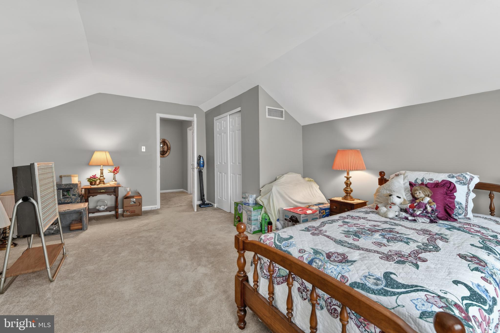 COLONY PARK - Residential