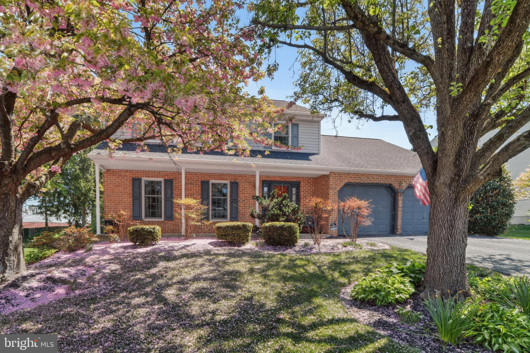 COLONY PARK - Residential