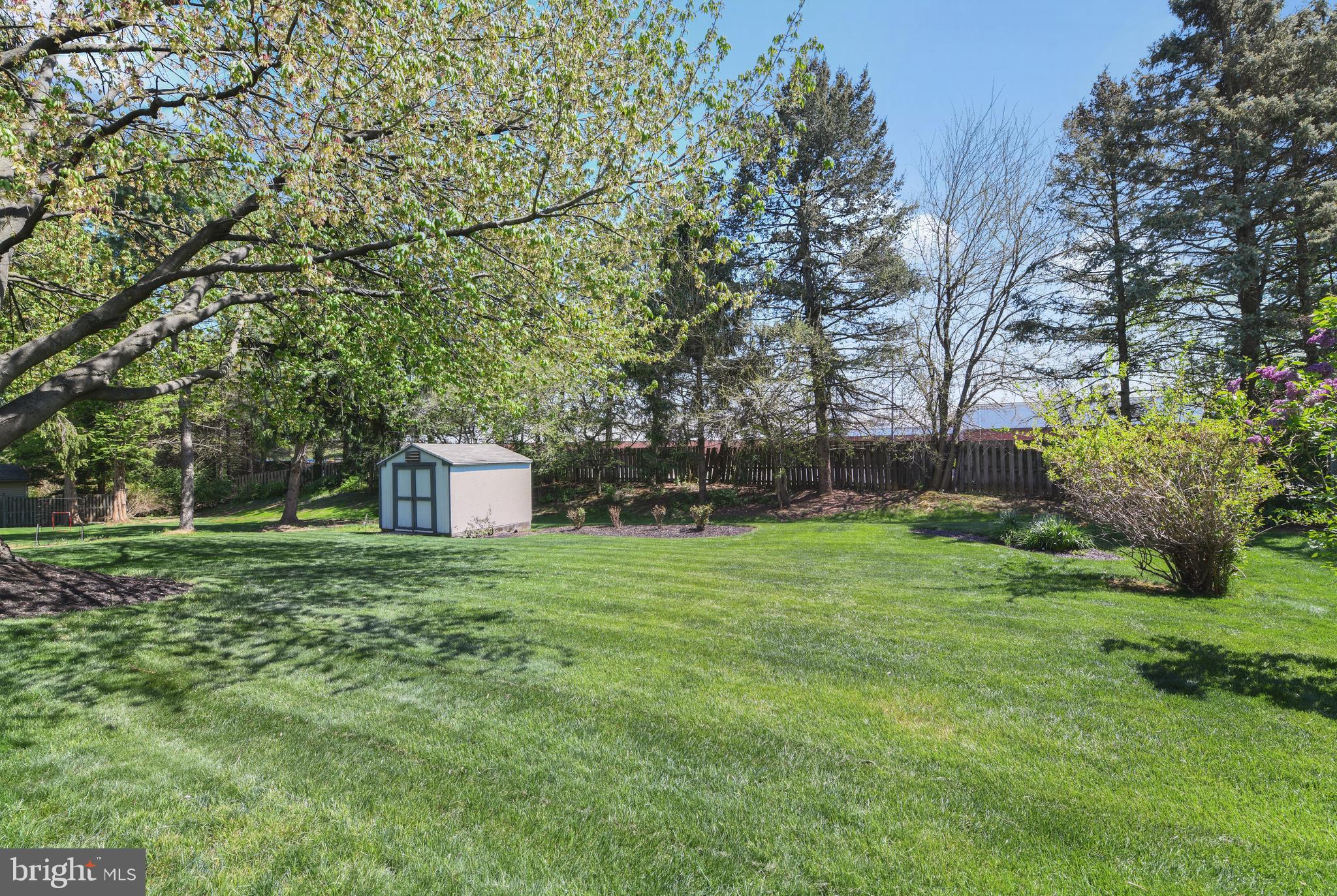 COLONY PARK - Residential