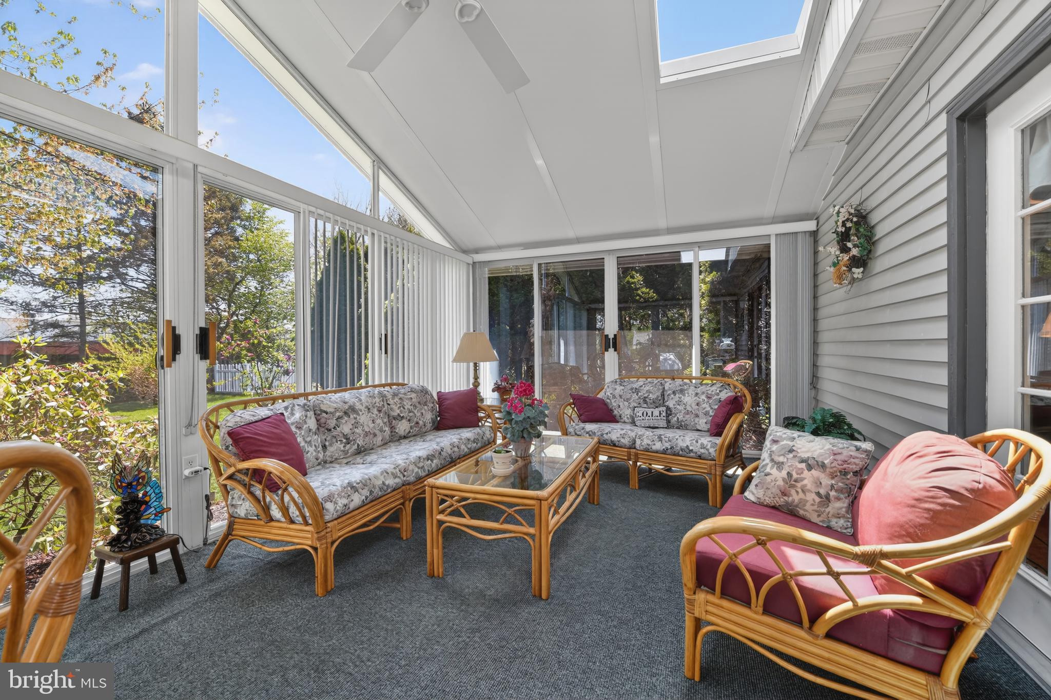 COLONY PARK - Residential