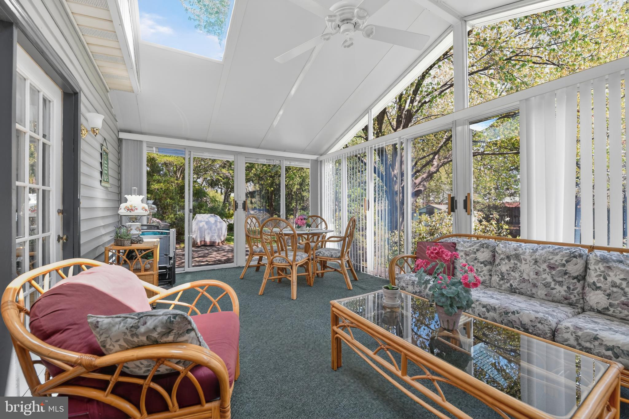 COLONY PARK - Residential