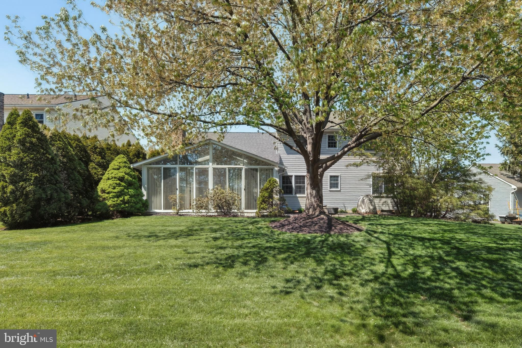 COLONY PARK - Residential