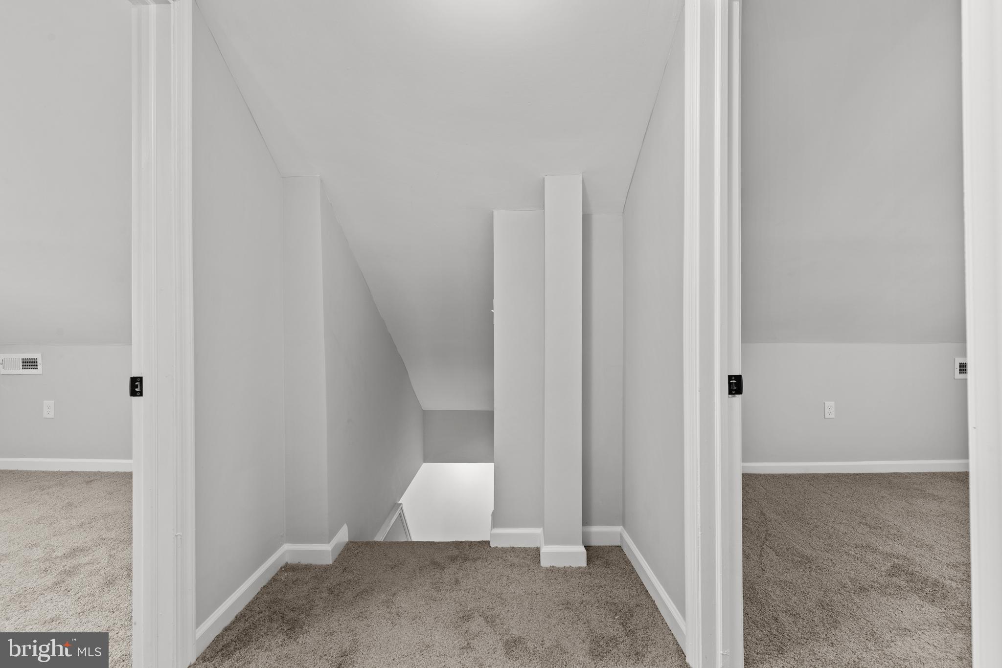 CHARLESMONT - Residential