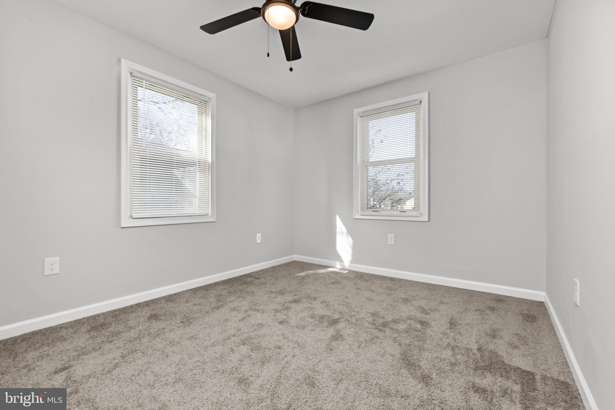 CHARLESMONT - Residential