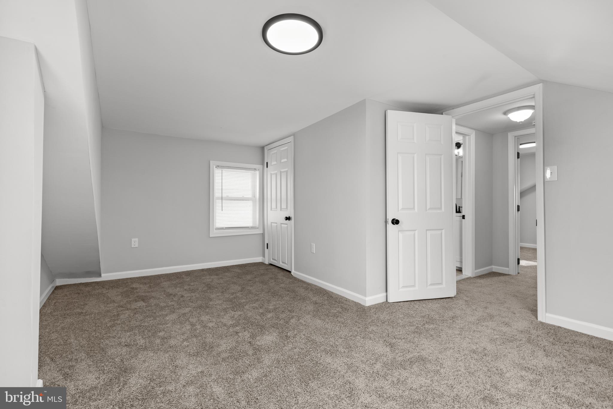 CHARLESMONT - Residential