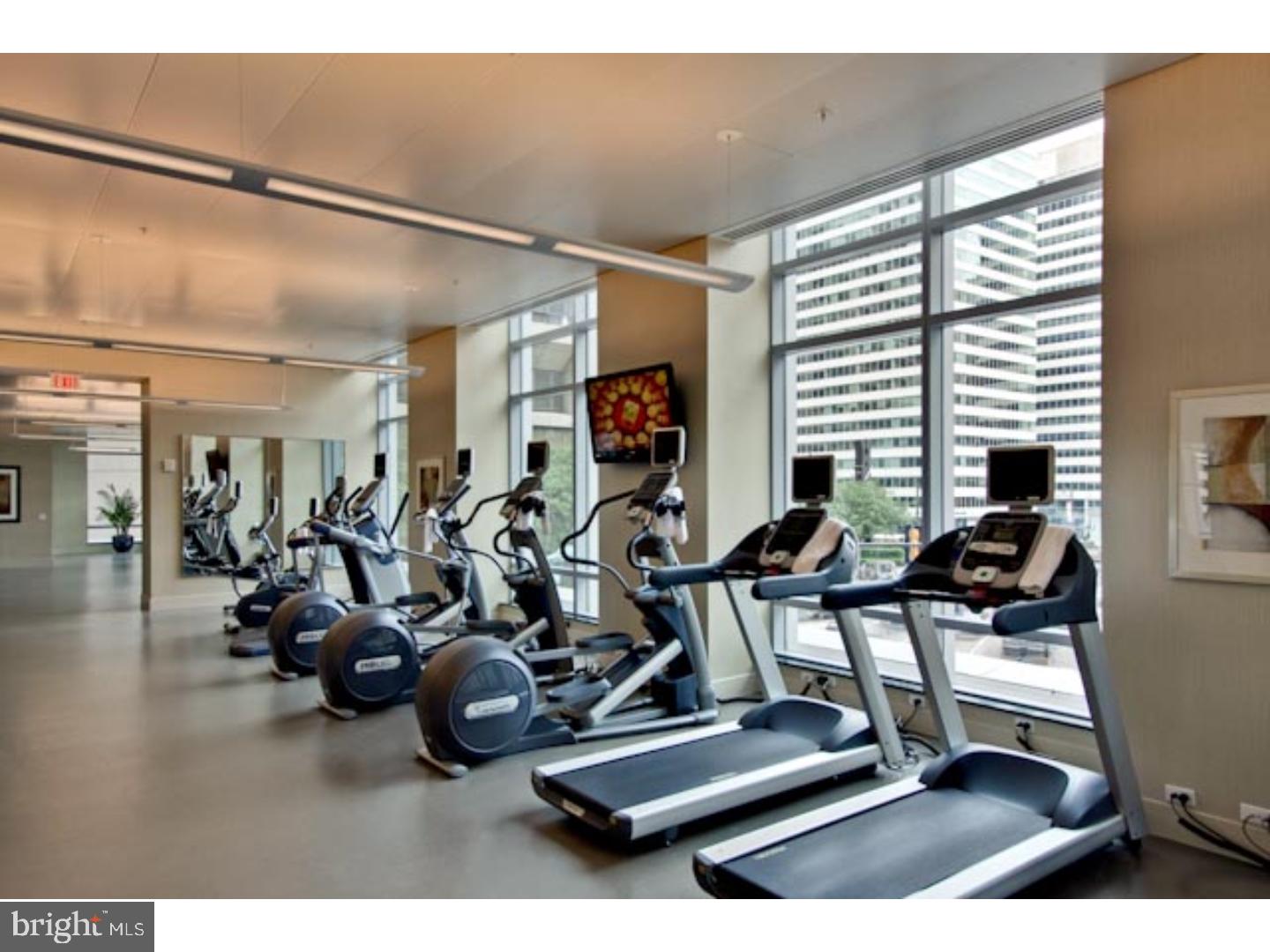 AVENUE OF THE ARTS - Residential