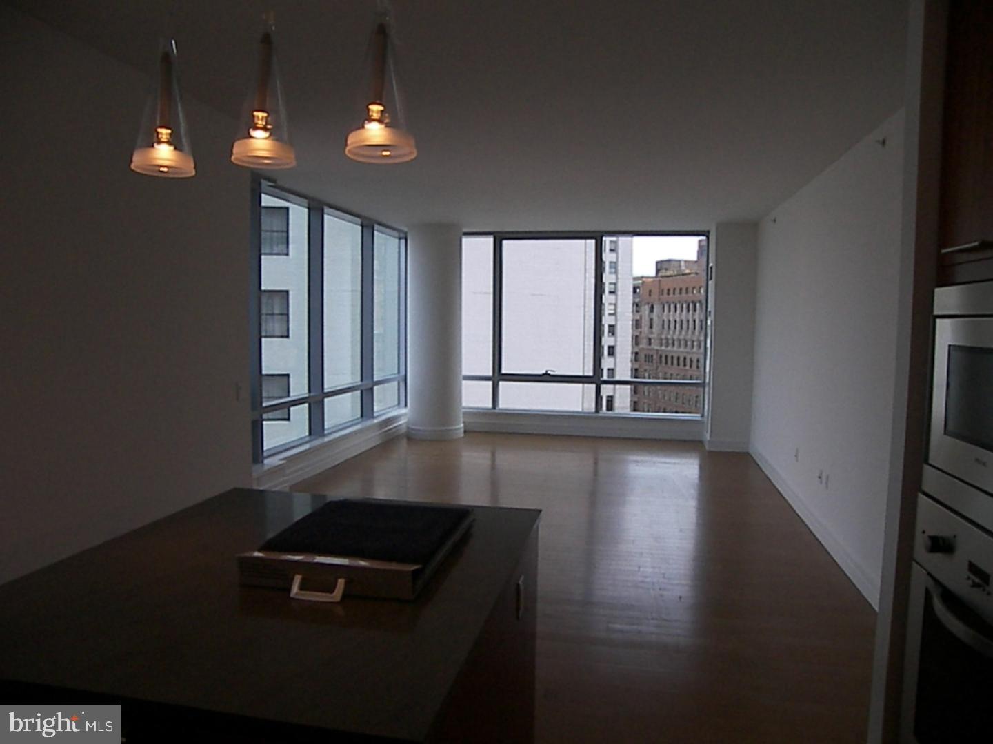 AVENUE OF THE ARTS - Residential