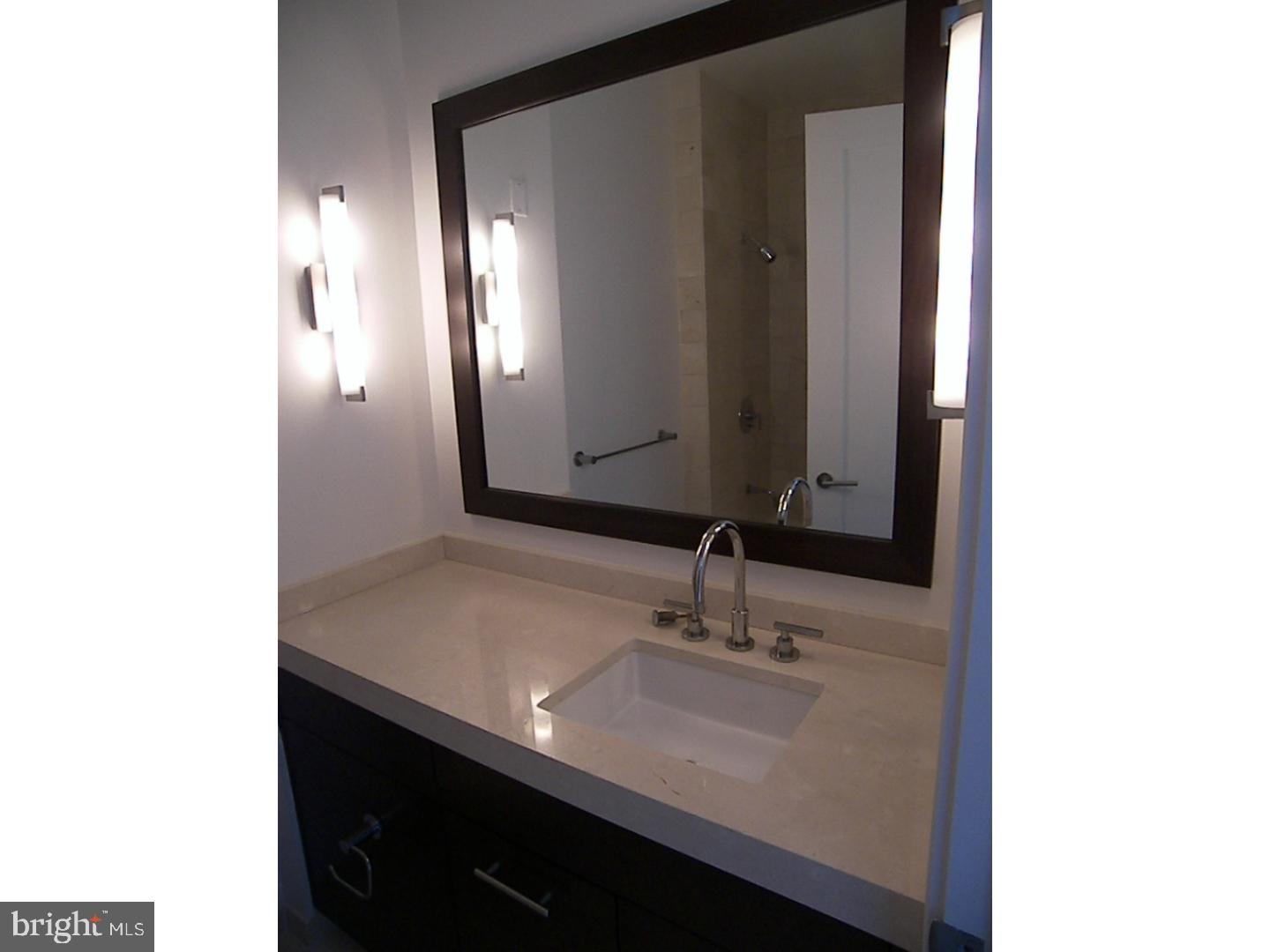 AVENUE OF THE ARTS - Residential