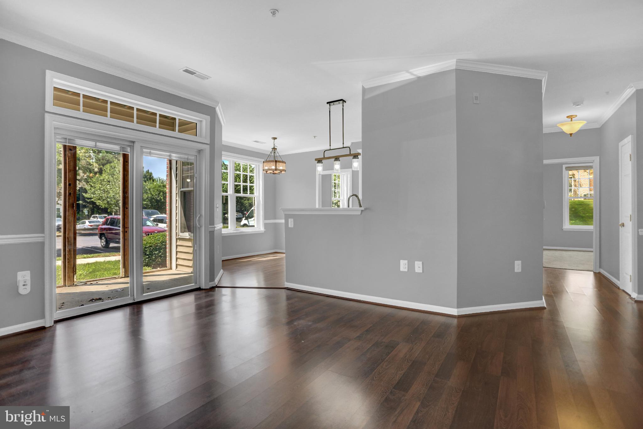 1309 SCOTTSDALE DRIVE A 295