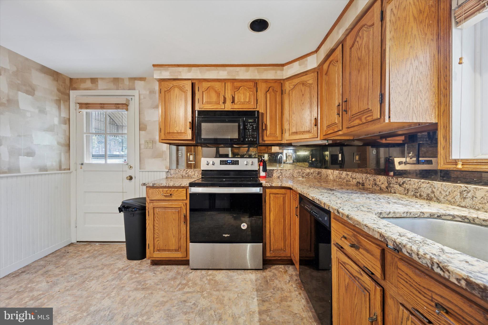 LANSDOWNE - Residential