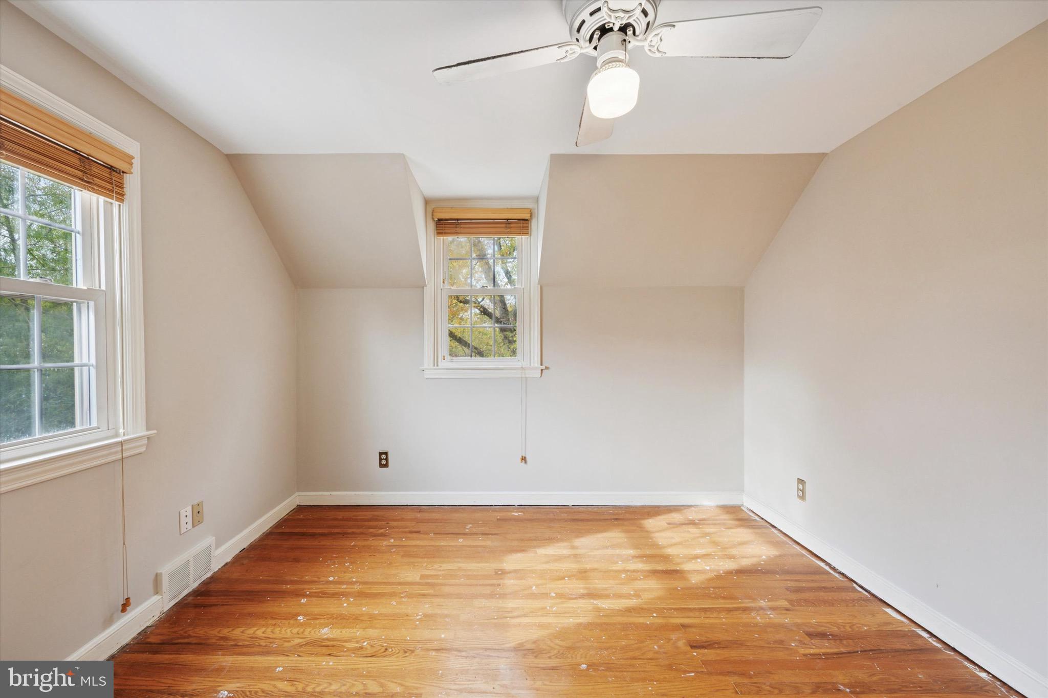 LANSDOWNE - Residential