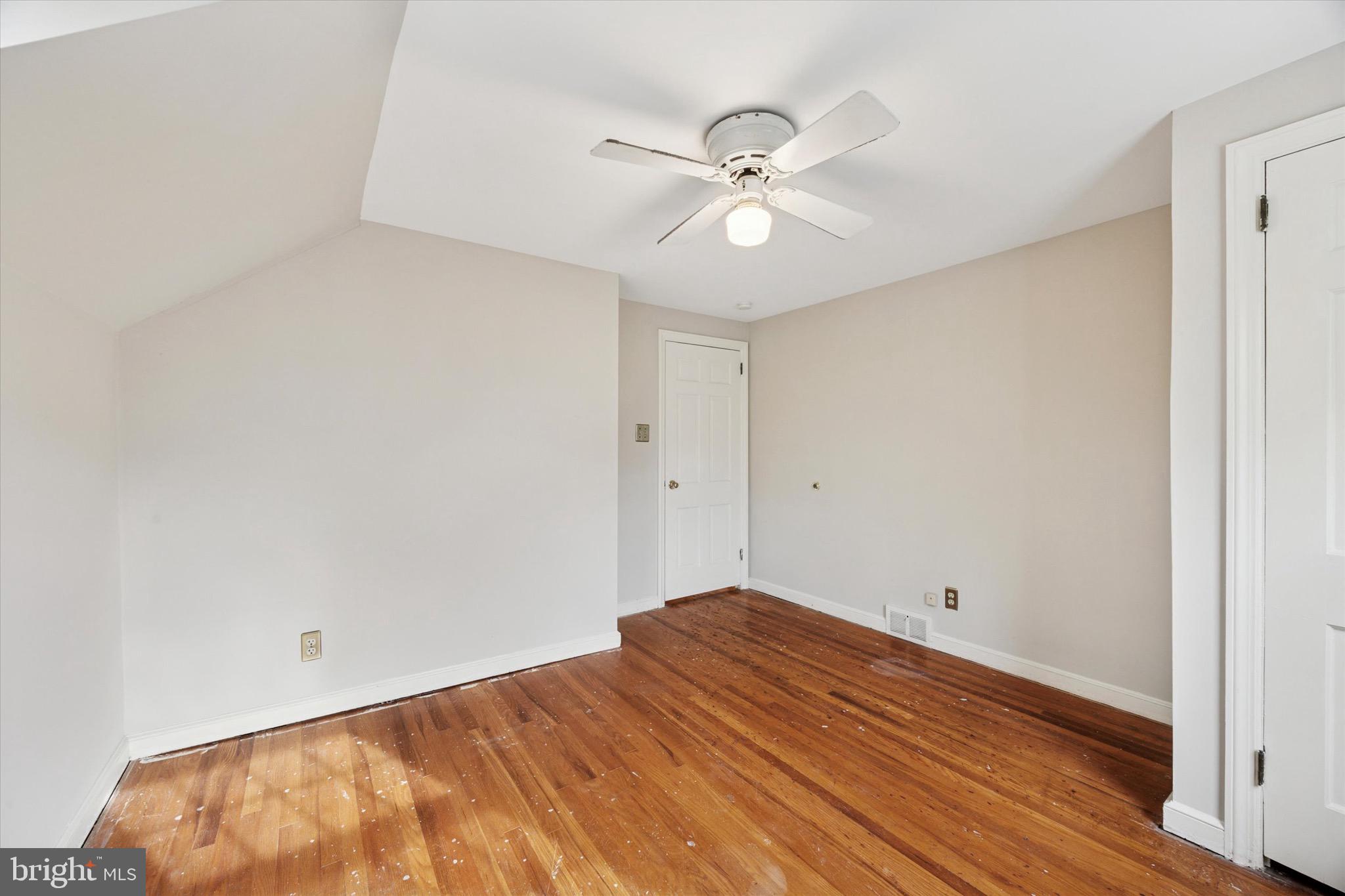 LANSDOWNE - Residential