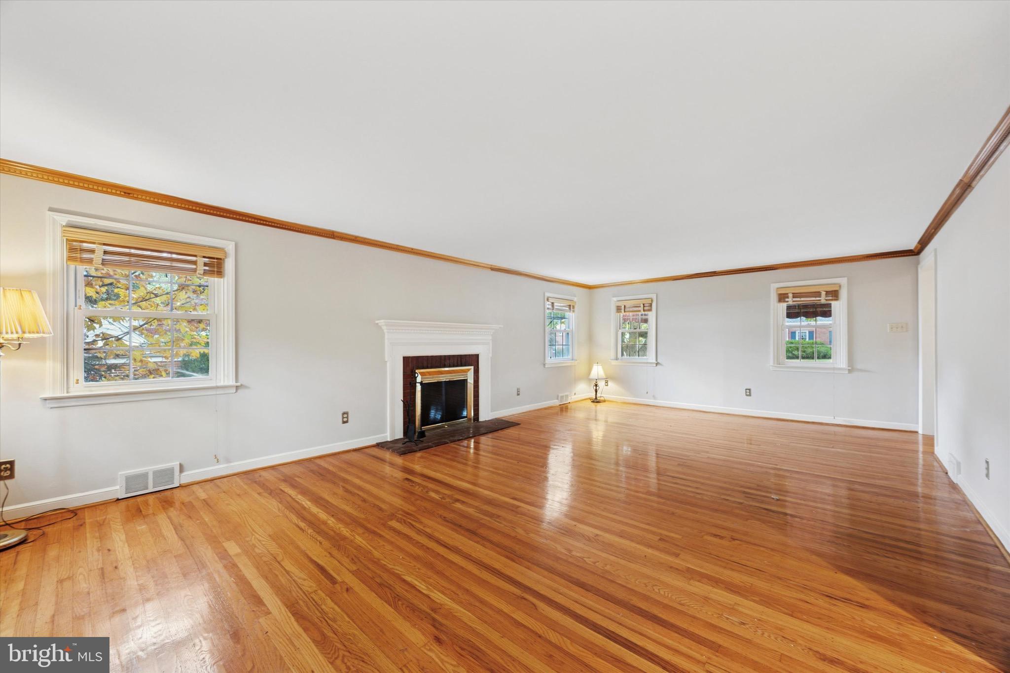 LANSDOWNE - Residential