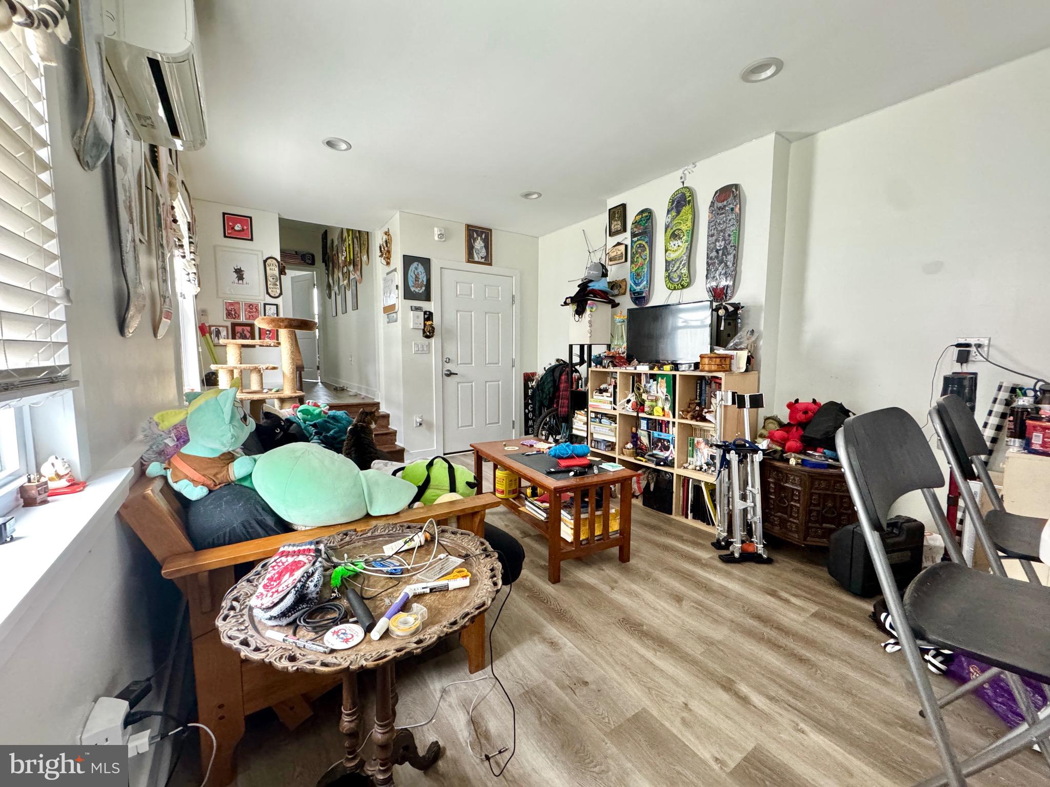 ART MUSEUM AREA - Residential Lease