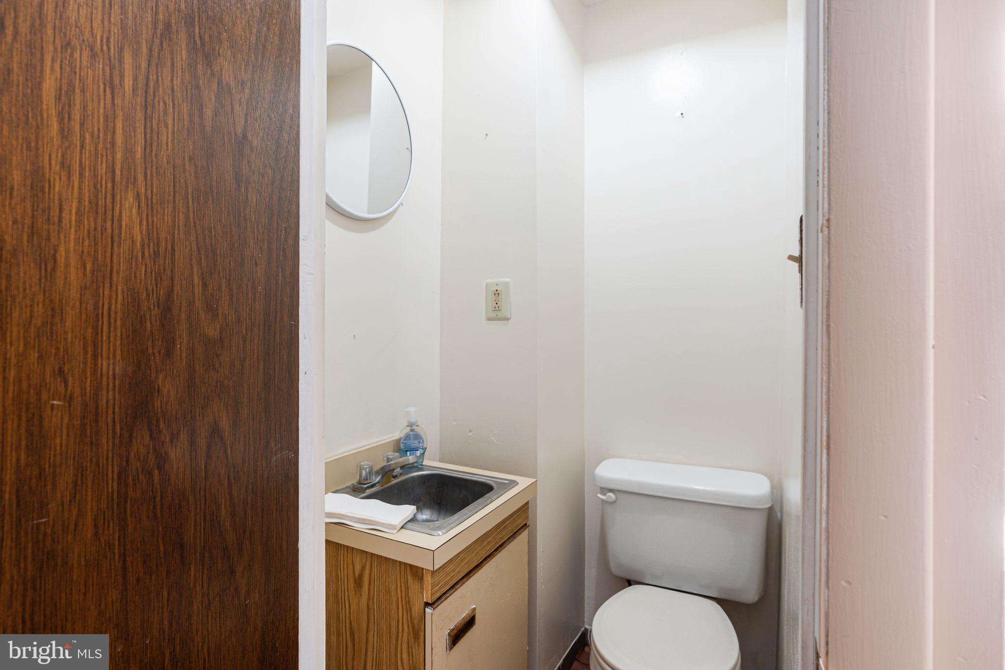 7100 GERMANTOWN AVENUE