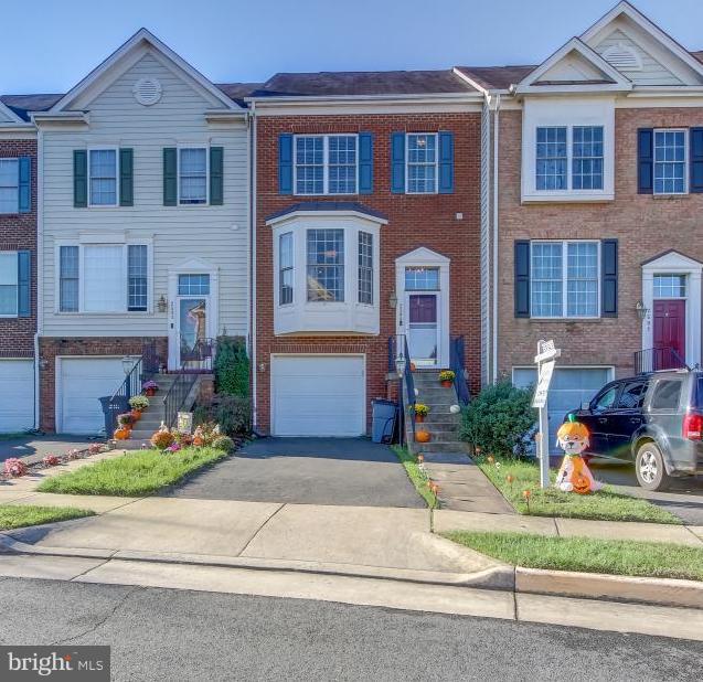 RIVER OAKS - Residential