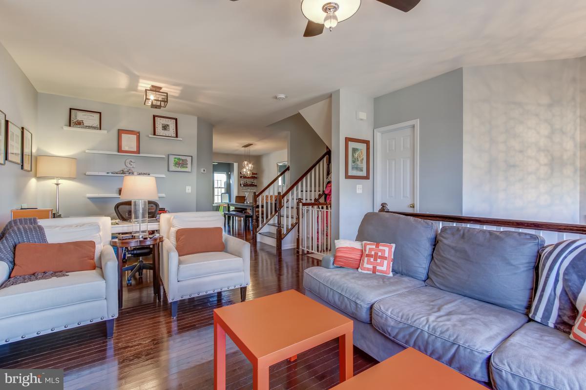 RIVER OAKS - Residential