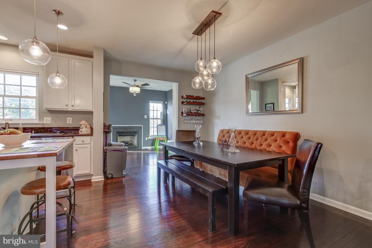 RIVER OAKS - Residential