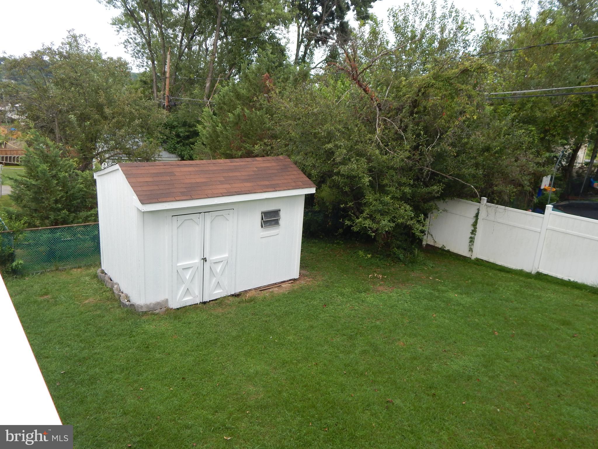 BLACKTHORN - Residential