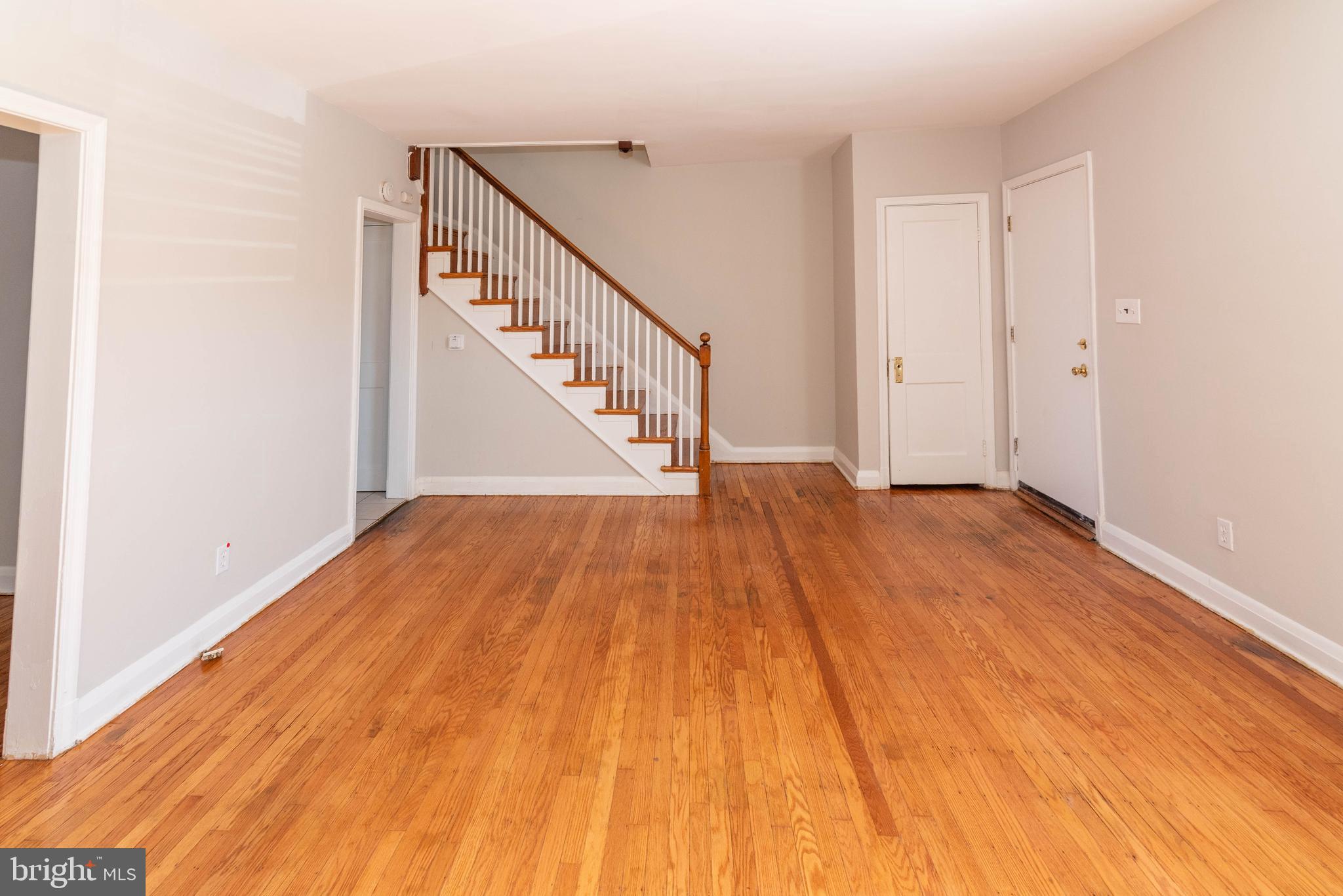 712 CHESTNUT HILL AVENUE