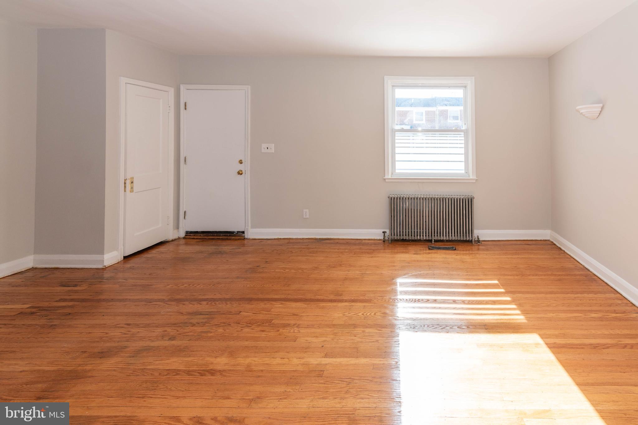 712 CHESTNUT HILL AVENUE