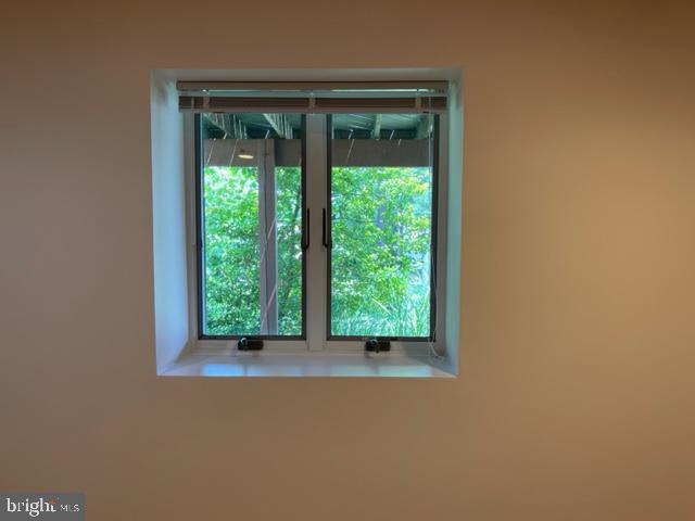 POTOMAC RIDGE - Residential Lease