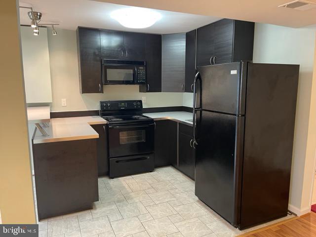 POTOMAC RIDGE - Residential Lease