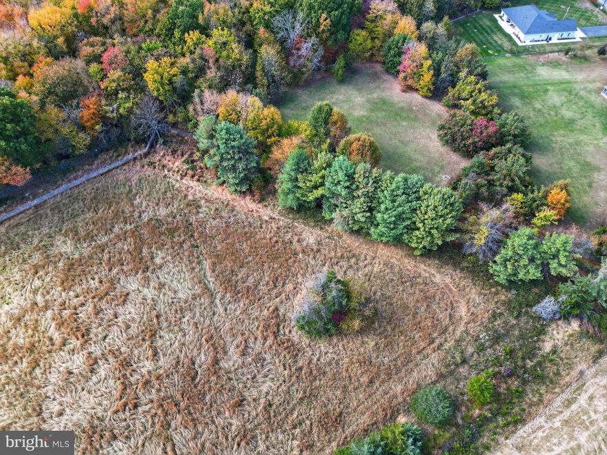 Vacant lot in the desirable Melwood at Riverview community, ready for its new owner to build their dream home! Conveniently located just minutes from shopping, dining, entertainment, and major highways, this prime location offers both comfort and accessibility. Don’t miss this rare opportunity!