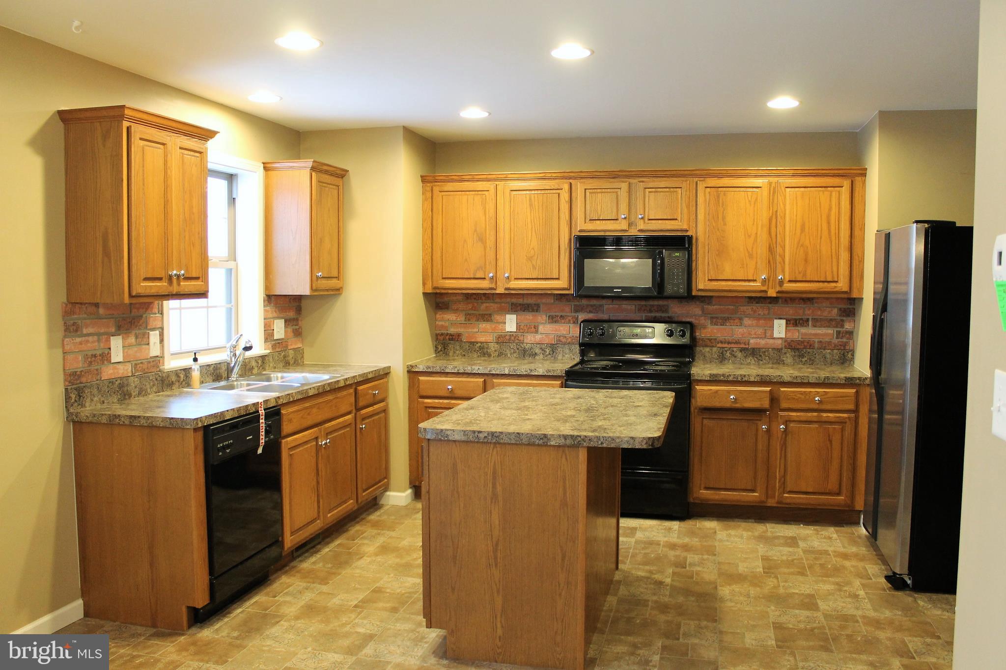 BROOKVIEW ESTATES - Residential