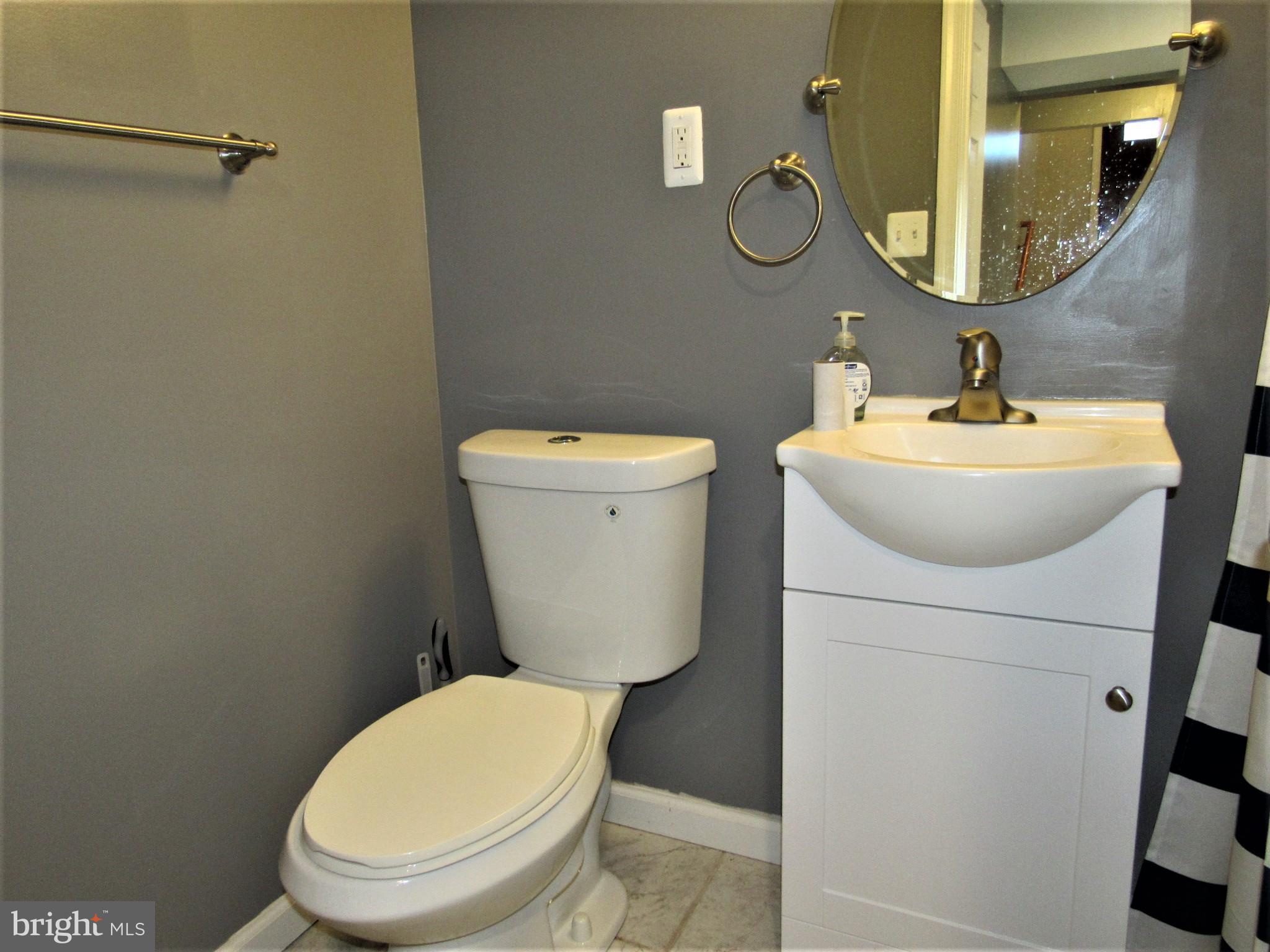 STRAWBERRY HILL - Residential Lease