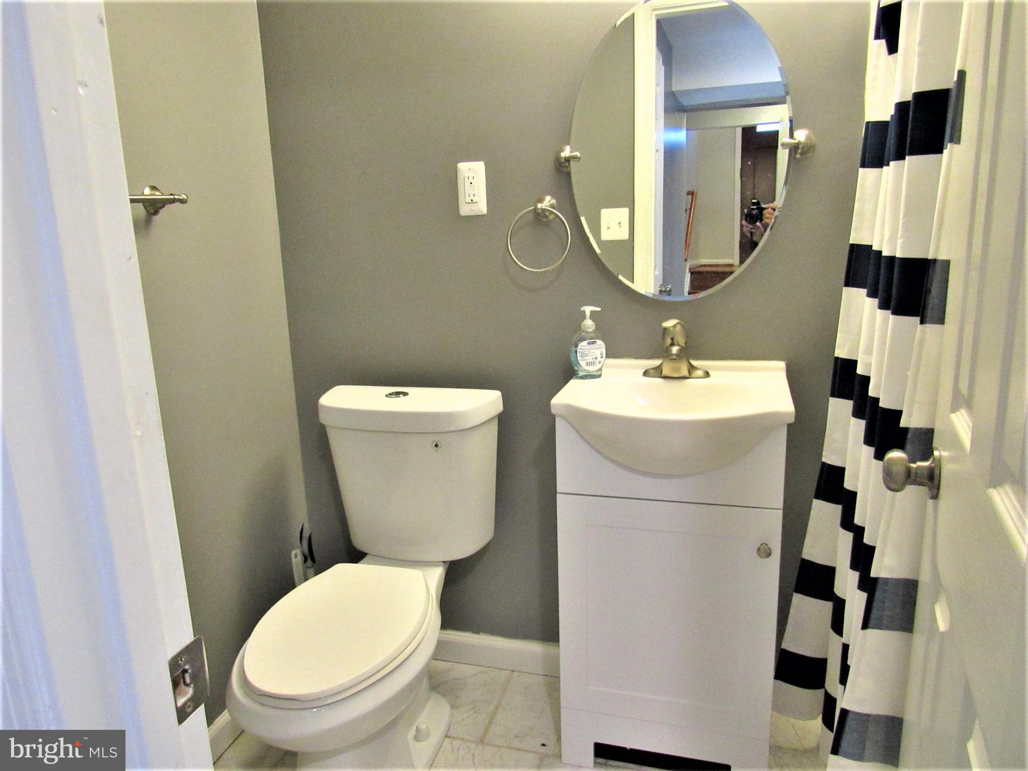 STRAWBERRY HILL - Residential Lease